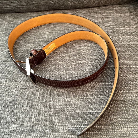 Brown Leather Tommy Bahama Belt - L (38-40)